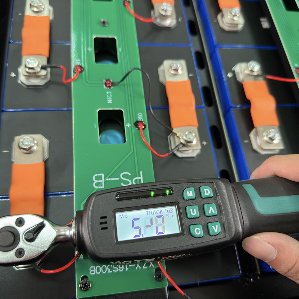 16kWh lifepo4 battery pack 6 N.m torque
